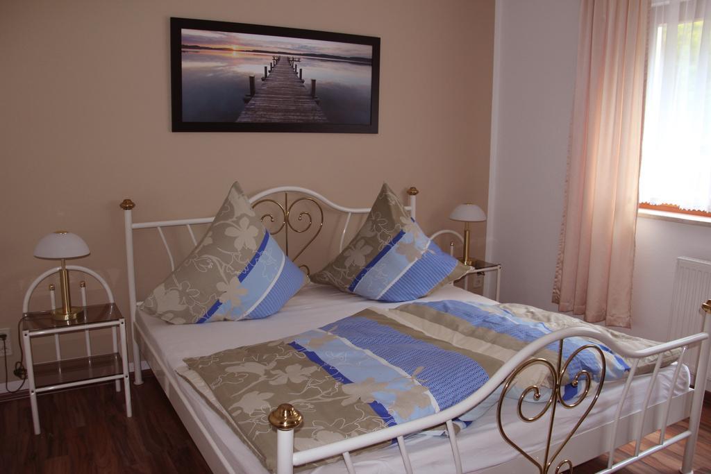 Ferienwohnung Am Kieferberg Hormersdorf  部屋 写真
